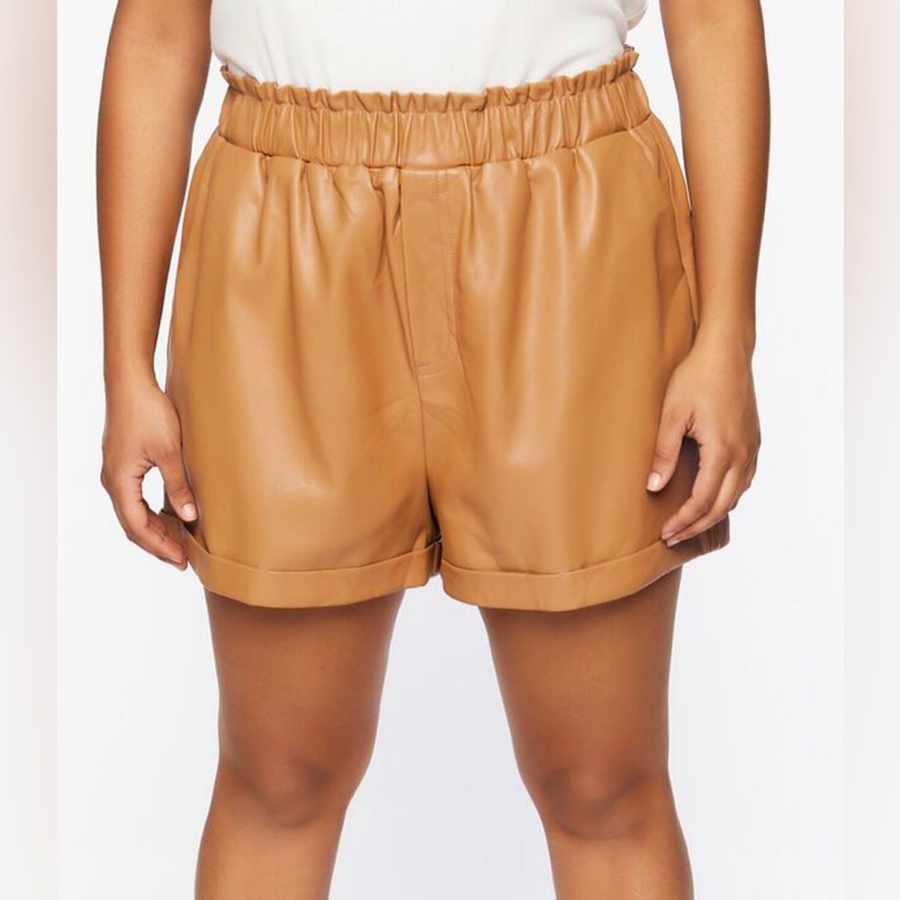 NWT Forever21 Leather Shorts Size L